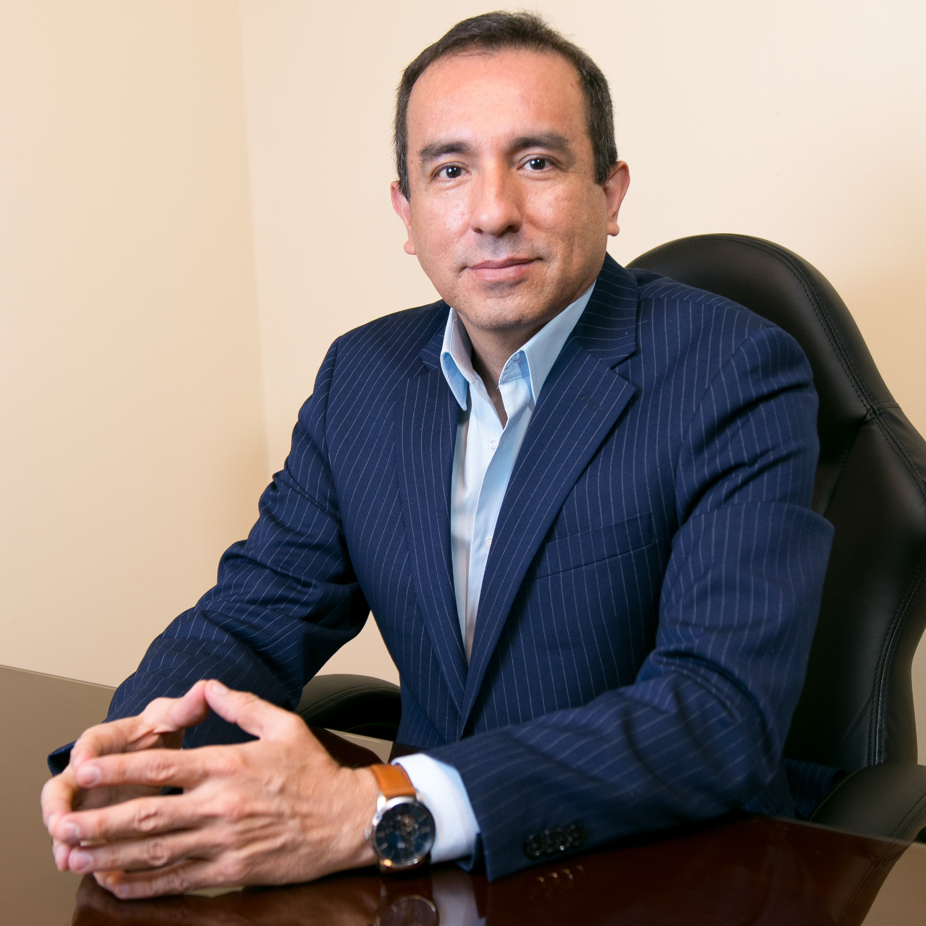 Dr.CarlosAparicio